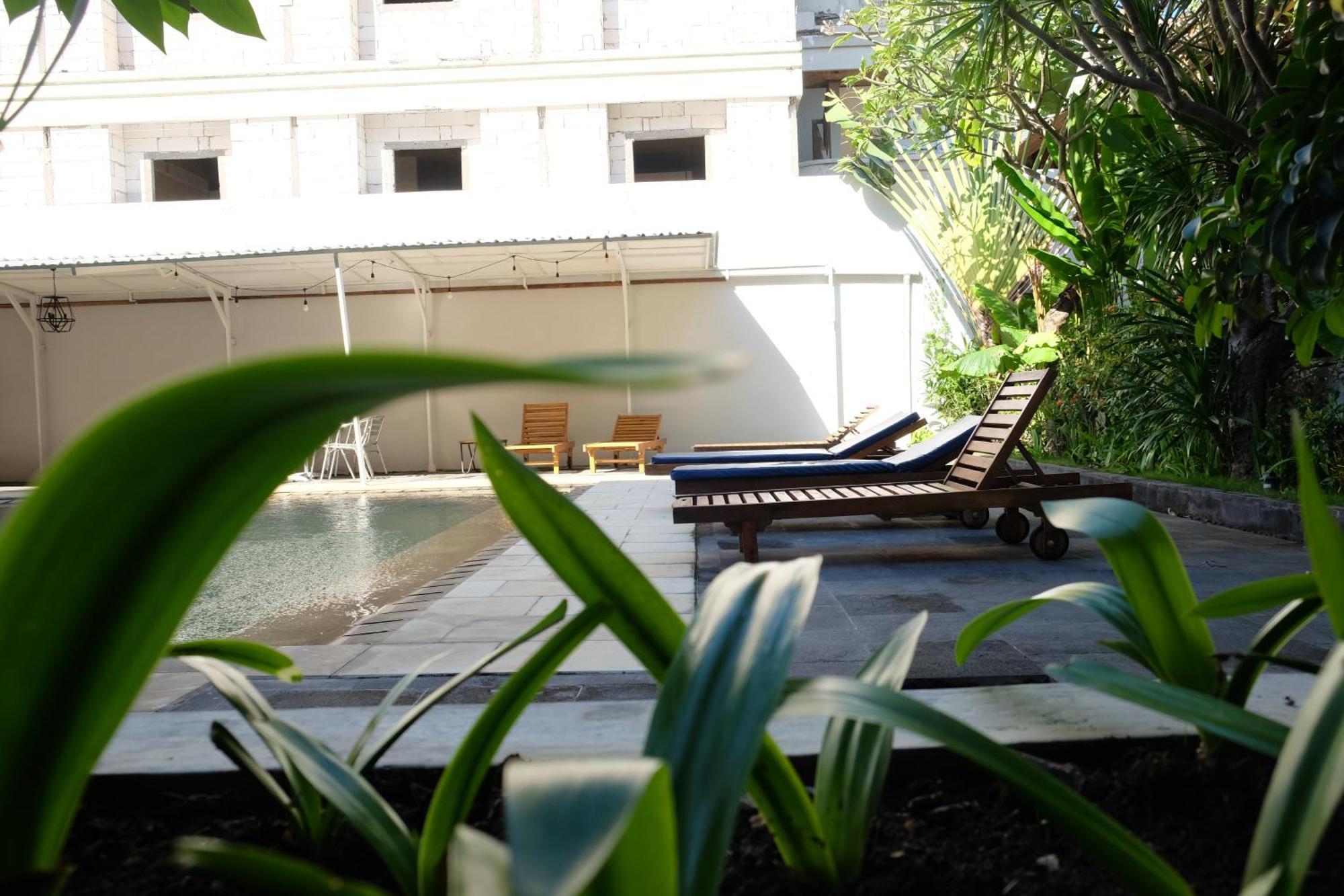 Hotel Palm Garden Kuta Kuta Lombok Exterior foto